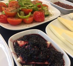 Tuzu Biberi Karsiyaka Izmir